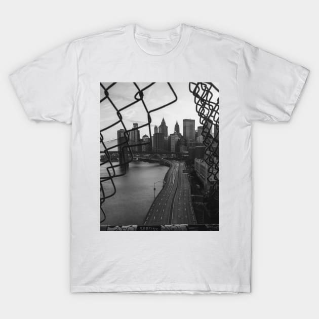 New York Empty T-Shirt by igjustin